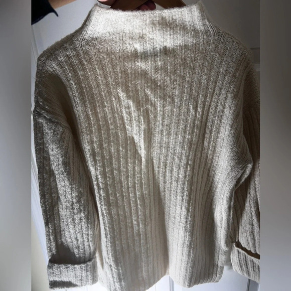 OLD NAVY Sweater Size XS - Picture 6 of 7